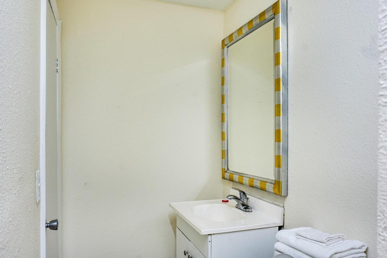 Oyo Hotel Austin Street Giddings Zewnętrze zdjęcie